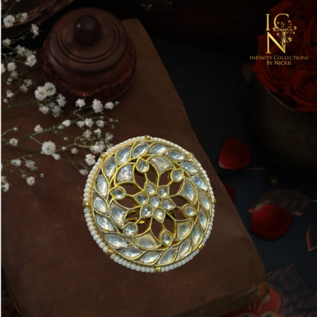 Oversized  Pacchi Kundan Ring