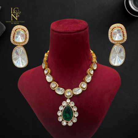 Uncut Kundan Set
