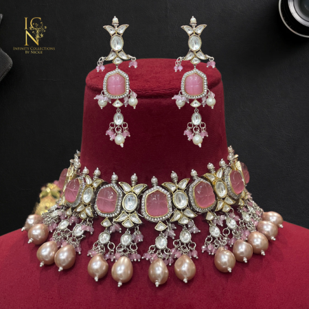 Victorian Carved stone Kundan Set ( Pastel pink )