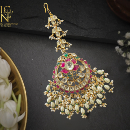 Paachi Kundan Maangtikka