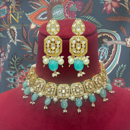 Tyaani Kundan Necklace  Set